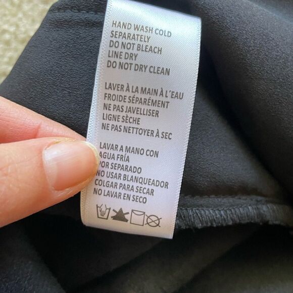 GOOD AMERICAN FAUX LEATHER WIDE LEG CROPPED TROUSER Size 15 NWOT - Picture 3 of 11